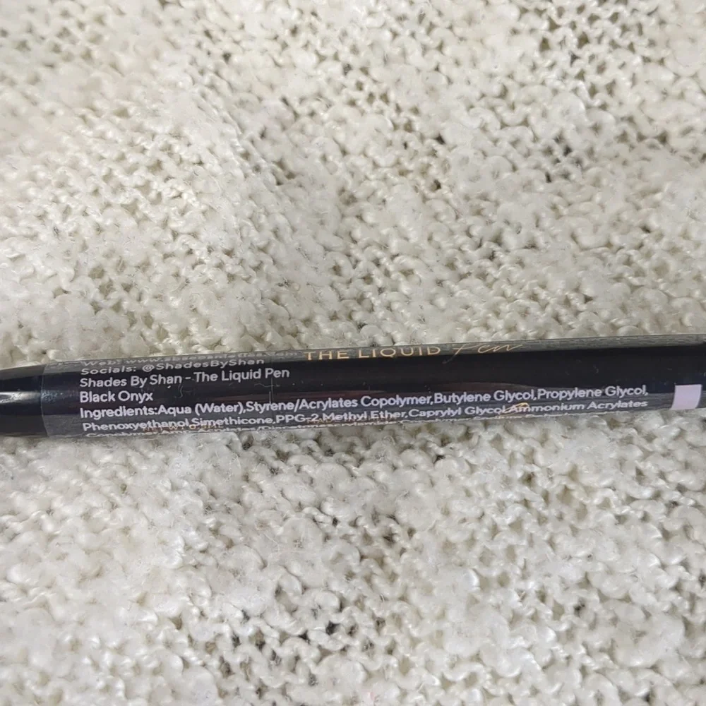 SHADES BY SHAN The Liquid Pen in Black Onyx, 0.28g/0.001oz